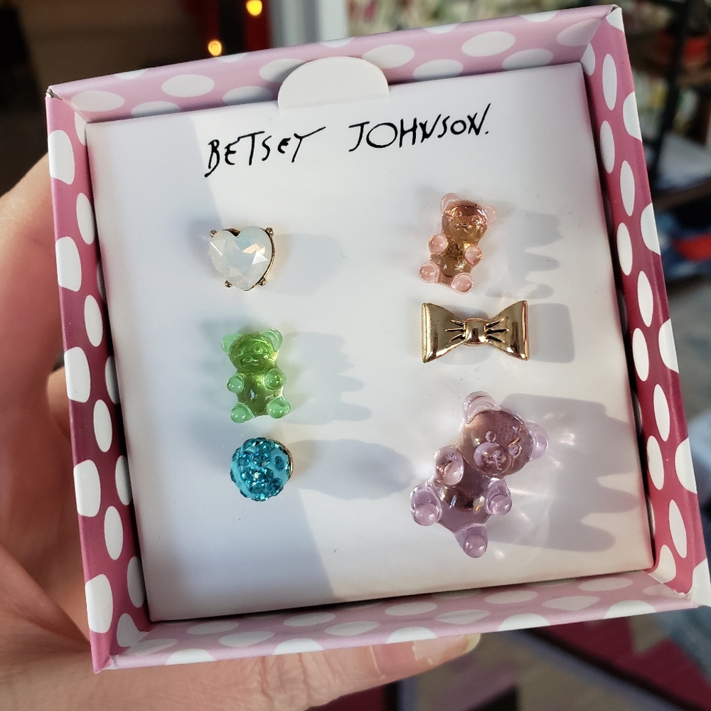 Betsey Johnson Mismatched Earrings 6 Piece Set